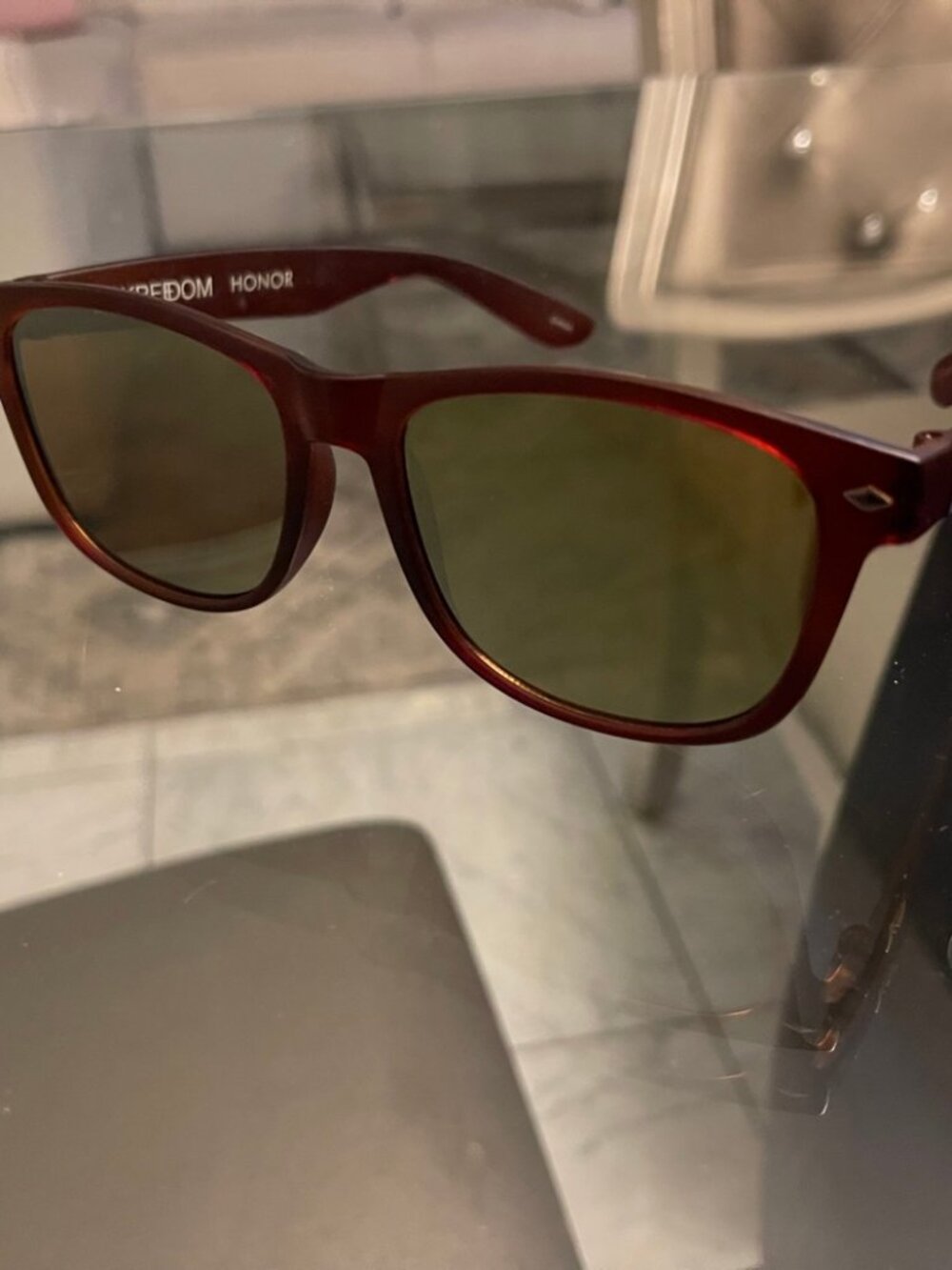 Kreedom Honor Brown Wayfarer Sunglasses $35 Retail